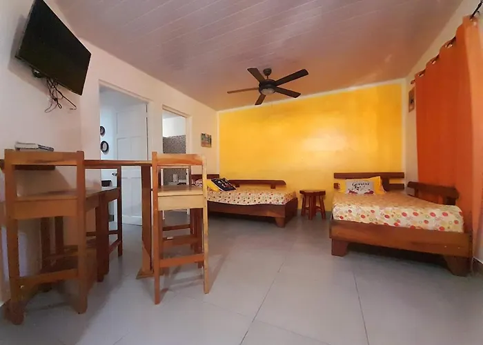 Casa Nelly Hotel Sámara